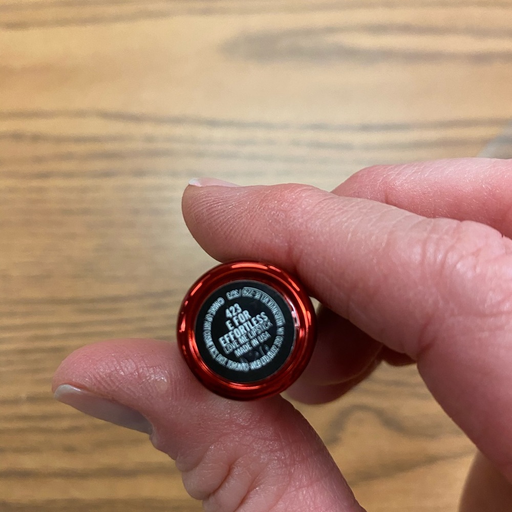 Mac E for Effortless Love Me Lipstick NEW